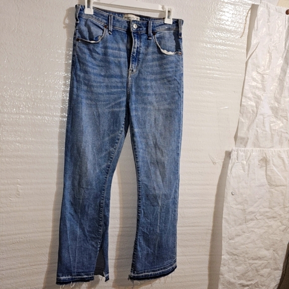 Abercrombie & Fitch High Rise Ankle Flare - Picture 6 of 14